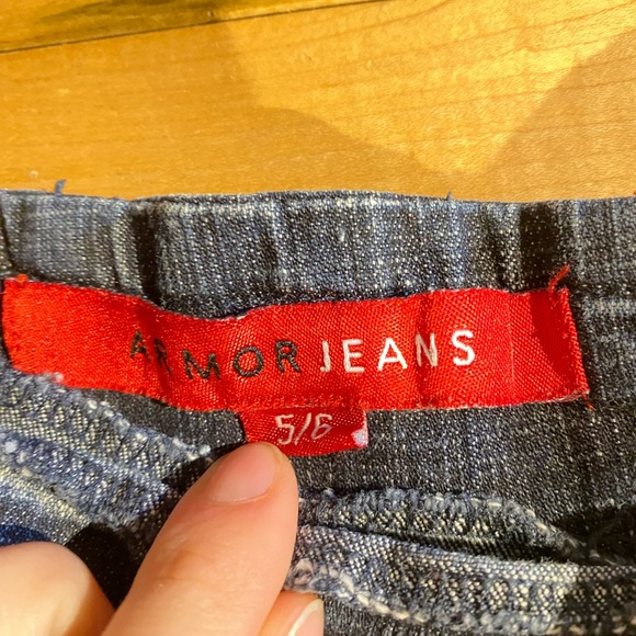 Distressed mid thigh-knee length pleather jean skirt - Picture 2 of 4